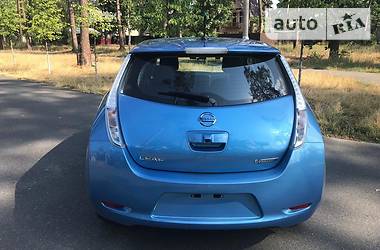 Хэтчбек Nissan Leaf 2014 в Киеве