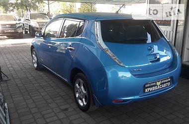 Хэтчбек Nissan Leaf 2011 в Кривом Роге