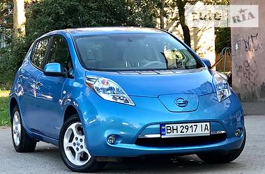 Хэтчбек Nissan Leaf 2012 в Одессе