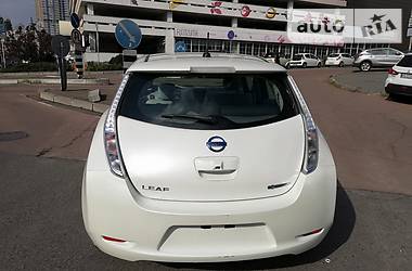 Хетчбек Nissan Leaf 2015 в Києві