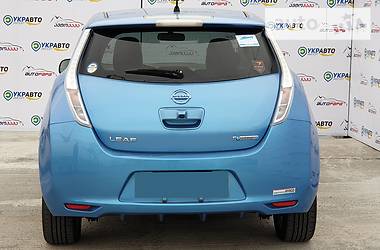 Хэтчбек Nissan Leaf 2012 в Мариуполе