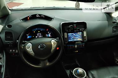 Хэтчбек Nissan Leaf 2014 в Черновцах