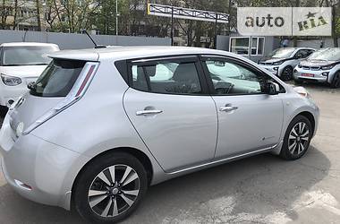 Хэтчбек Nissan Leaf 2013 в Одессе