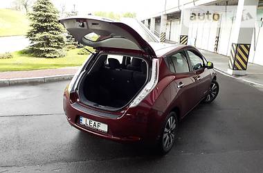Хетчбек Nissan Leaf 2016 в Києві