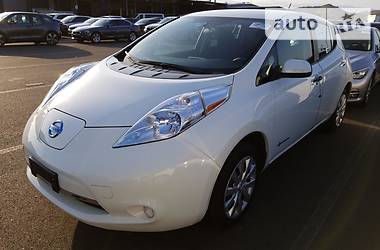 Хэтчбек Nissan Leaf 2016 в Киеве