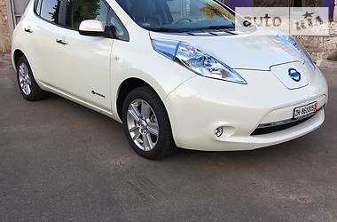 Хетчбек Nissan Leaf 2013 в Чернігові