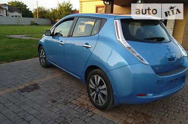 Хетчбек Nissan Leaf 2013 в Борисполі