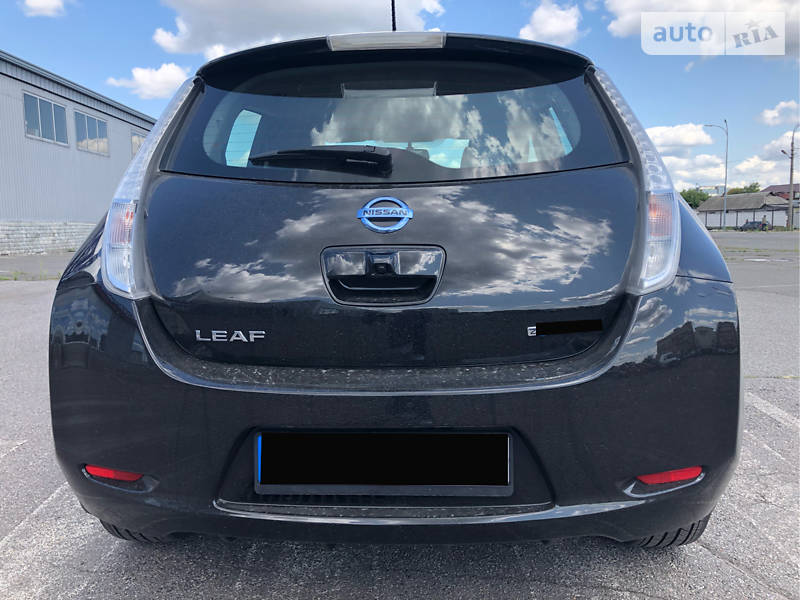 Хетчбек Nissan Leaf 2015 в Києві фото 6 Хетчбек Nissan Leaf 2015 в Києві