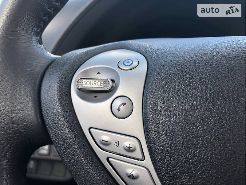 Хетчбек Nissan Leaf 2015 в Києві фото 15 Хетчбек Nissan Leaf 2015 в Києві