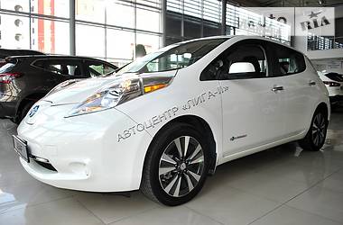 Хетчбек Nissan Leaf 2015 в Хмельницькому