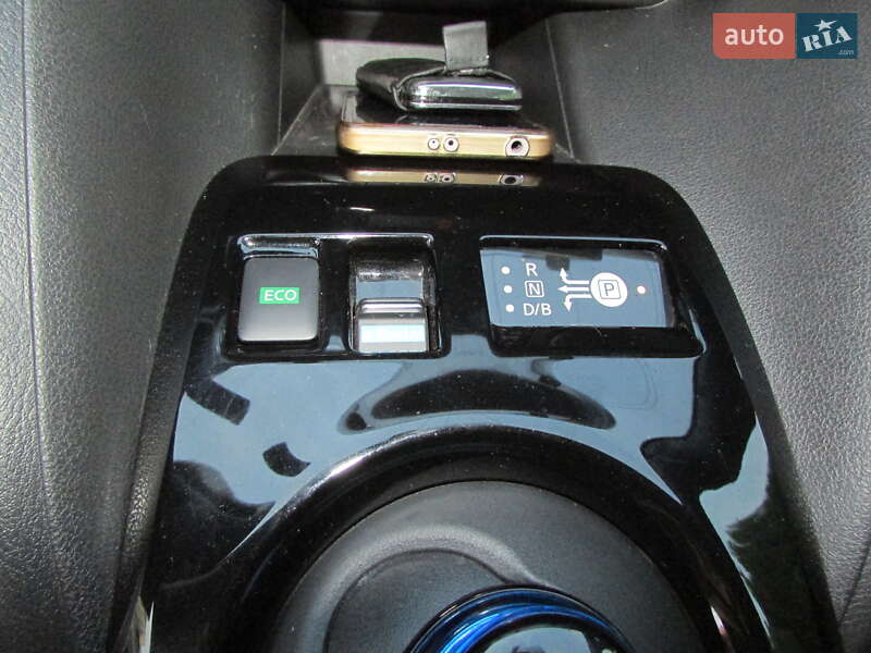 Хетчбек Nissan Leaf 2018 в Шептицькому