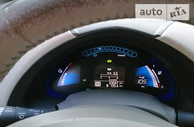 Хэтчбек Nissan Leaf 2011 в Одессе