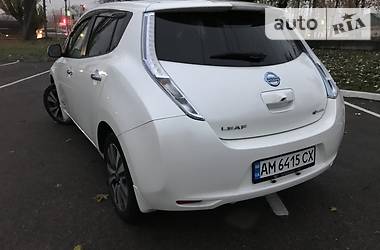 Хетчбек Nissan Leaf 2013 в Житомирі