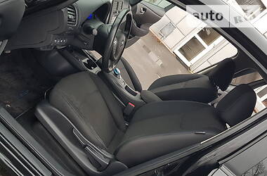 Хетчбек Nissan Leaf 2013 в 