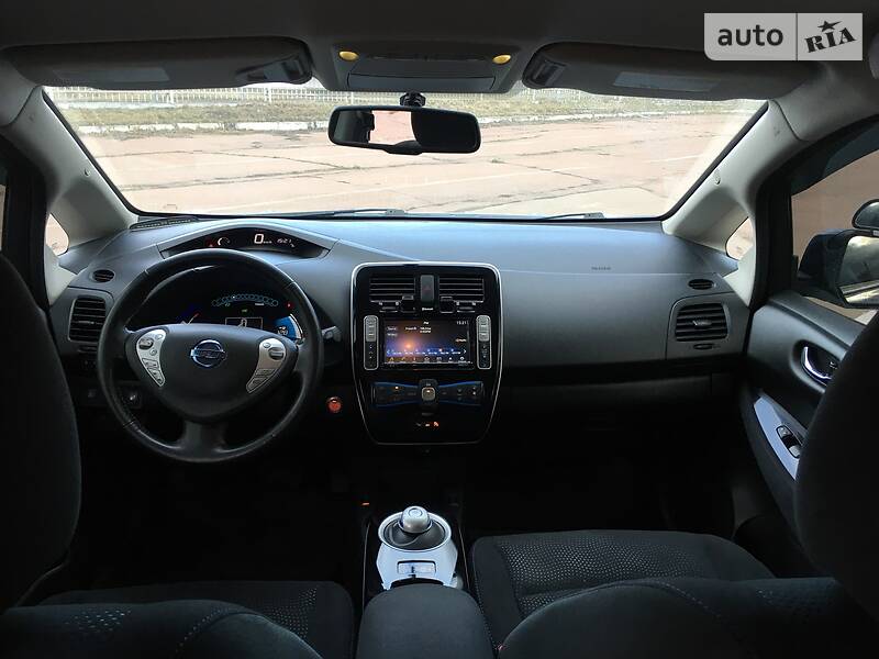 Хетчбек Nissan Leaf 2016 в Києві