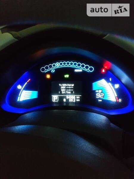 Универсал Nissan Leaf 2011 в Мариуполе