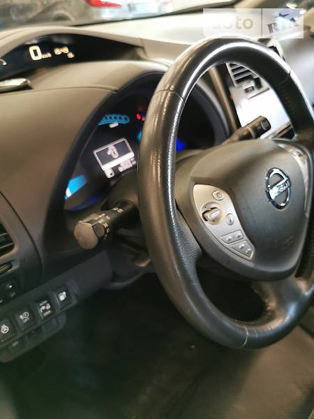 Хетчбек Nissan Leaf 2014 в Одесі