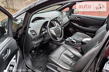 Хетчбек Nissan Leaf 2013 в 