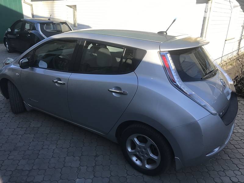 Хетчбек Nissan Leaf 2012 в Миколаєві фото 4 Хетчбек Nissan Leaf 2012 в Миколаєві