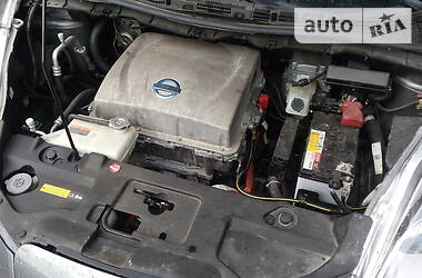 Універсал Nissan Leaf 2013 в 