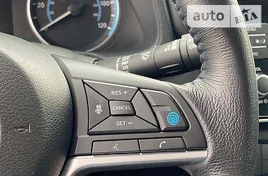 Хетчбек Nissan Leaf 2018 в 