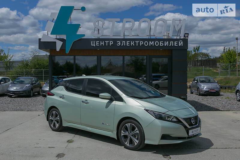 Хетчбек Nissan Leaf 2018 в Харкові