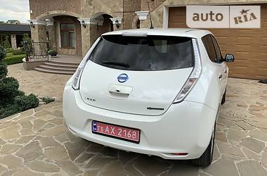 Хетчбек Nissan Leaf 2017 в Рівному