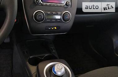 Хетчбек Nissan Leaf 2017 в 