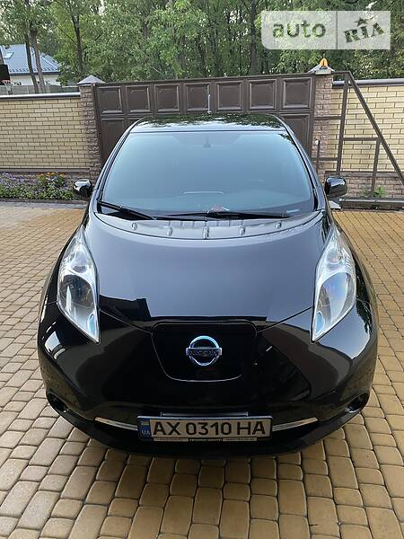 Хэтчбек Nissan Leaf 2013 в Харькове