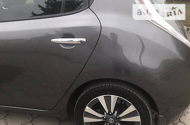 Хэтчбек Nissan Leaf 2016 в Каменском