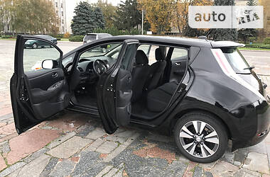 Хэтчбек Nissan Leaf 2014 в Кременчуге