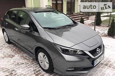 Хэтчбек Nissan Leaf 2019 в Киеве