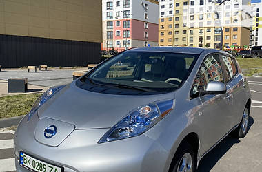 Nissan Leaf 2011