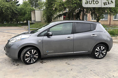 Хэтчбек Nissan Leaf 2015 в Тернополе