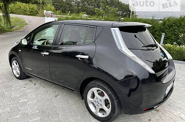 Хэтчбек Nissan Leaf 2012 в Тернополе