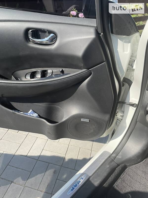Хэтчбек Nissan Leaf 2014 в Киеве фото 18 Хэтчбек Nissan Leaf 2014 в Киеве