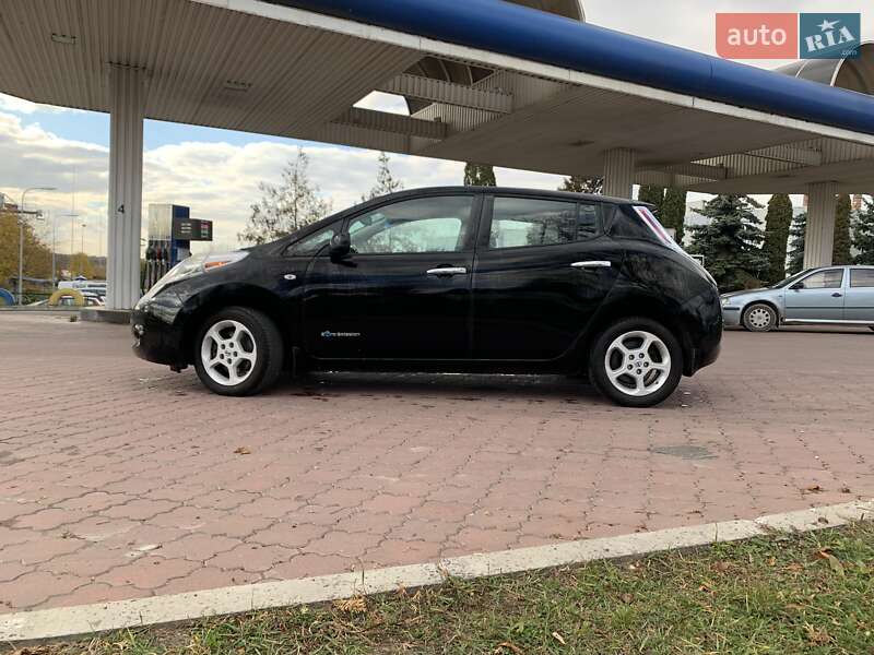 Хэтчбек Nissan Leaf 2014 в Тернополе