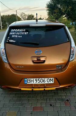 Хэтчбек Nissan Leaf 2016 в Измаиле