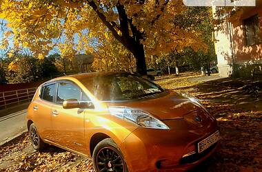 Хэтчбек Nissan Leaf 2016 в Измаиле