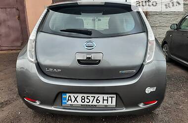 Хэтчбек Nissan Leaf 2015 в Харькове