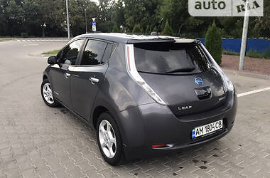 Хетчбек Nissan Leaf 2013 в Житомирі