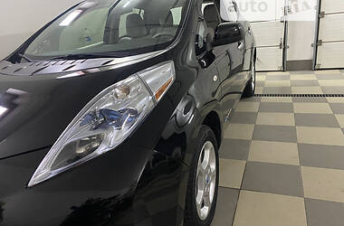 Хэтчбек Nissan Leaf 2012 в Львове