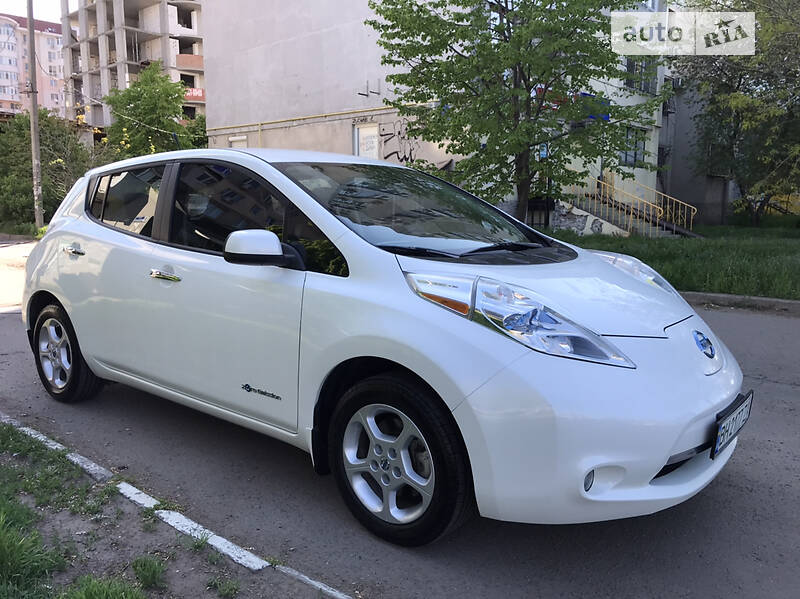 Хэтчбек Nissan Leaf 2014 в Одессе