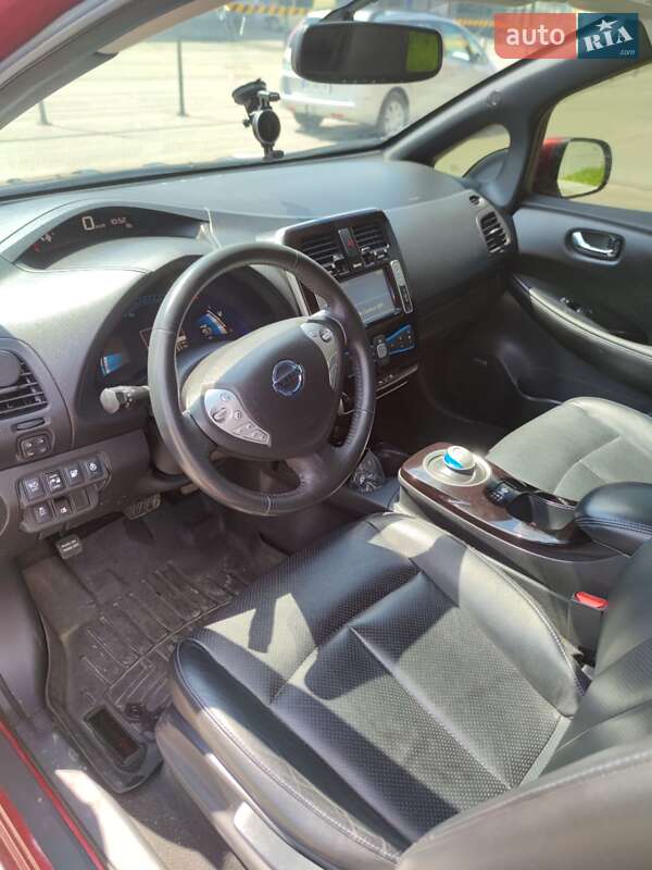 Хэтчбек Nissan Leaf 2013 в Харькове