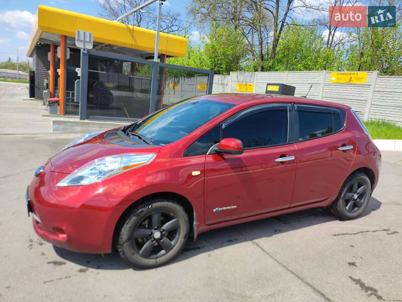 Хэтчбек Nissan Leaf 2013 в Харькове
