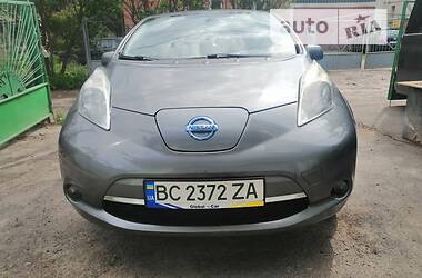 Хэтчбек Nissan Leaf 2014 в Львове