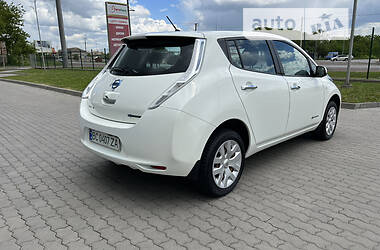 Хетчбек Nissan Leaf 2014 в Радехові