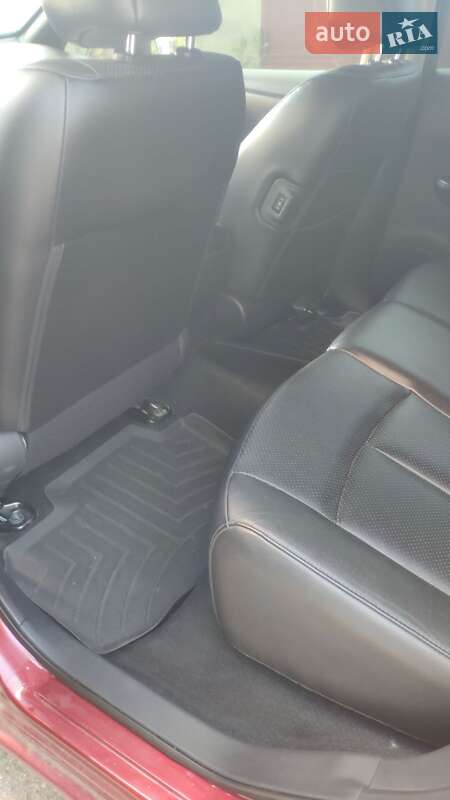 Хэтчбек Nissan Leaf 2013 в Харькове