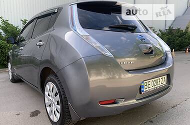 Хетчбек Nissan Leaf 2014 в Києві