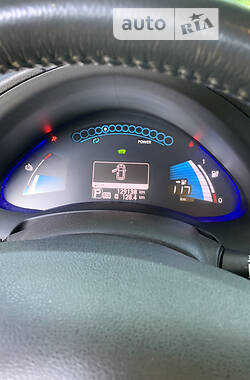 Хэтчбек Nissan Leaf 2013 в Полтаве